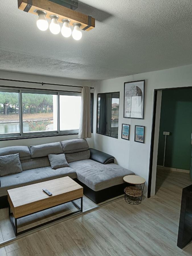 Charmant Appartement Avec Vue Marina サン・シプリアン エクステリア 写真